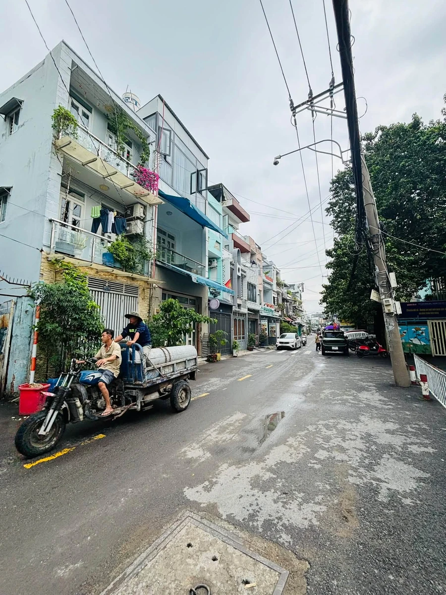 Bán nhà phố Nguyễn Văn Công 75m2, 5PN - 8 tỷ - Ảnh thu nhỏ 2