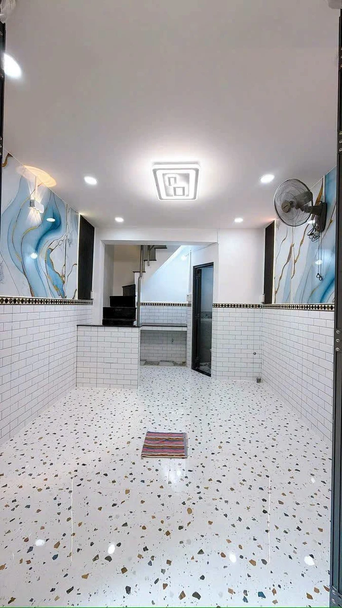 Bán nhà mới 2 tỷ 100, 14m², 2PN 2WC, Đoàn Văn Bơ Q4 - Ảnh thu nhỏ 3