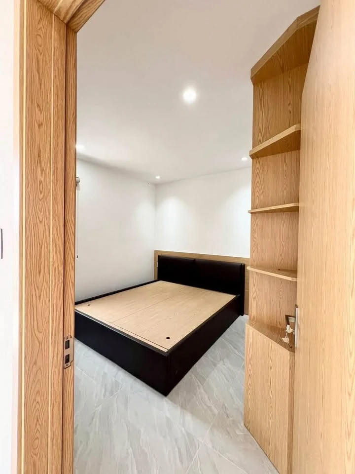 Bán nhà hẻm oto Nghĩa Lộ 90m2 3 phòng ngủ 1 tỷ 890 - Ảnh thu nhỏ 3