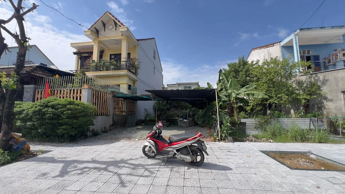 Bán nhà mặt tiền đường Sóng Hồng, Phú Bài, Hương Thủy, Huế 140m² - Ảnh 1