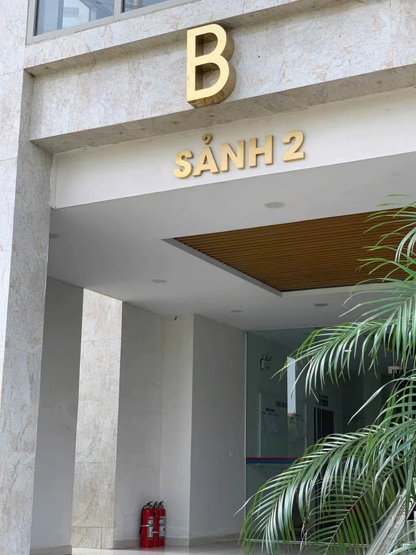 Bán căn hộ 3PN 92.8m² mặt sông Hồng Hà Nội 9.28 tỷ