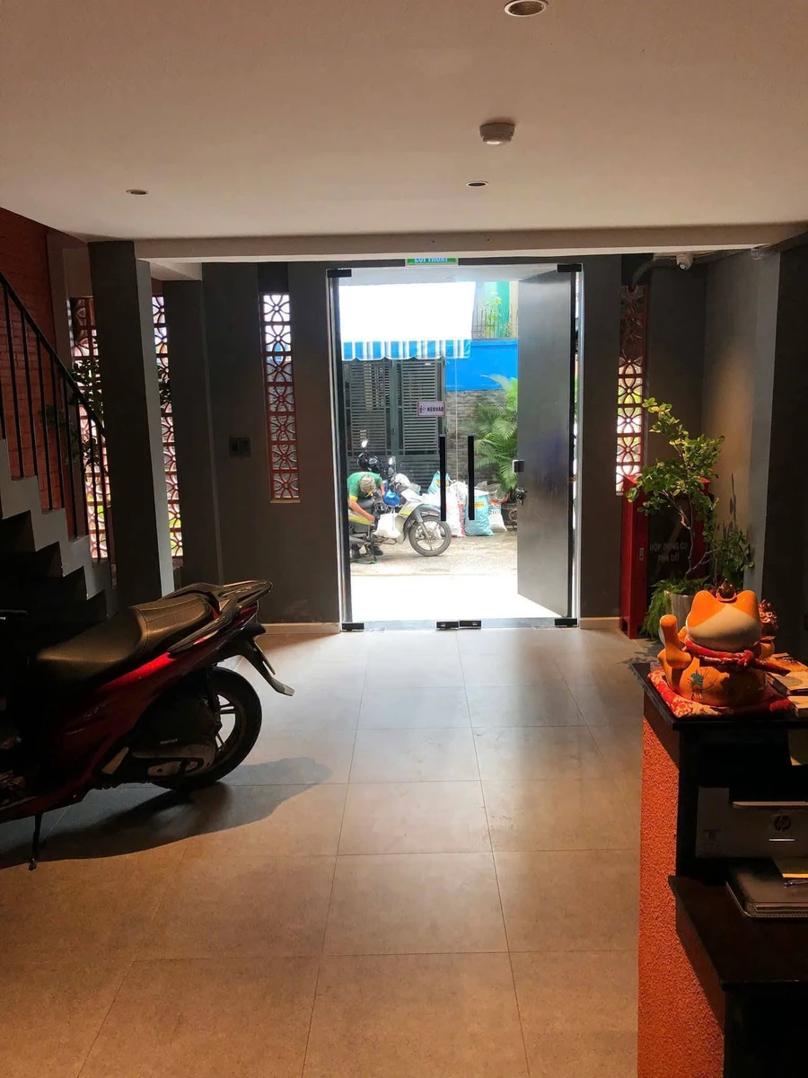 Bán tòa nhà 5 tầng thang máy 76m2 10 căn CHDV đường Nguyễn Trãi, Quận 1, giá 30 tỷ - Ảnh thu nhỏ 3