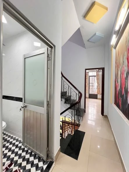 Bán nhà hẻm Âu Cơ 33.2m2, 4PN, 6.3 tỷ Tân Phú - Ảnh thu nhỏ 2