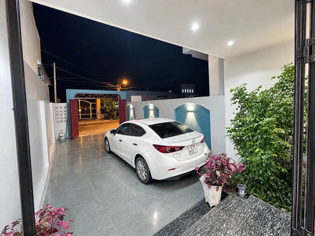 Bán nhà phố sang trọng 3PN 135m2 tại Chánh Hiệp - Ảnh thu nhỏ 2