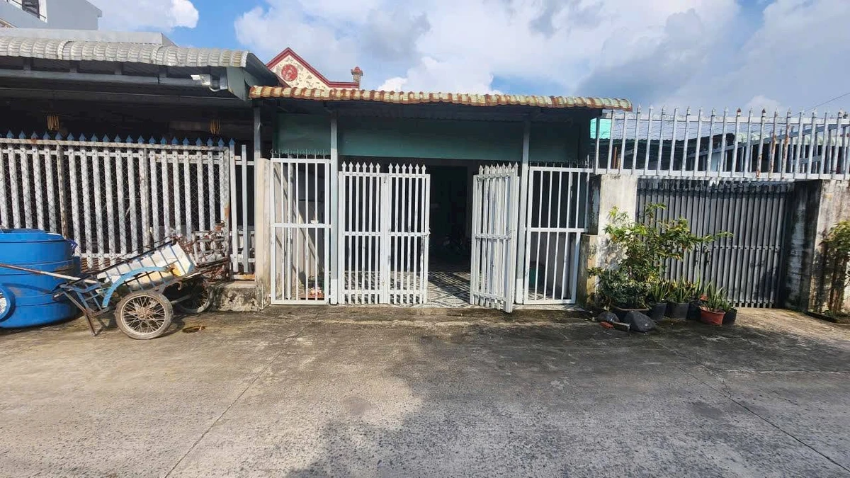 Bán nhà mặt tiền đường bê tông Đức Hòa Thượng 150m2, 1 tỷ 150 triệu - Ảnh 1