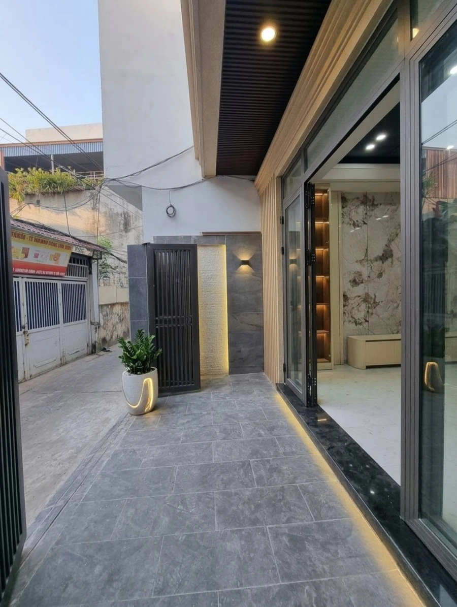 Bán nhà phố Tôn Đức Thắng 55m² 4 tầng, hơn 4 tỷ - Ảnh 1