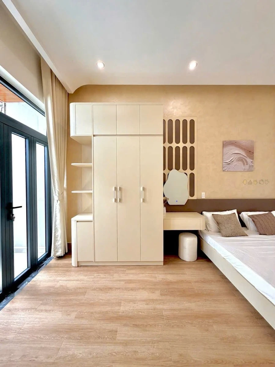 Bán nhà hẻm xe hơi Lạc Long Quân, Tân Bình, 48m2 (8x6m), giá 6,19 tỷ - Ảnh thu nhỏ 4