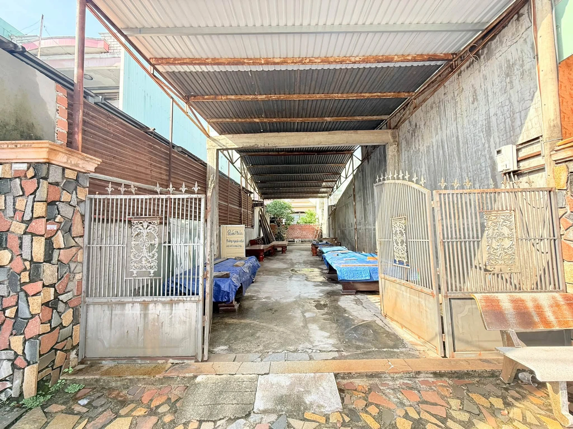 Bán lô đất 150m2 mặt tiền Tây Sơn, 12 tỷ 900 - Ảnh 1