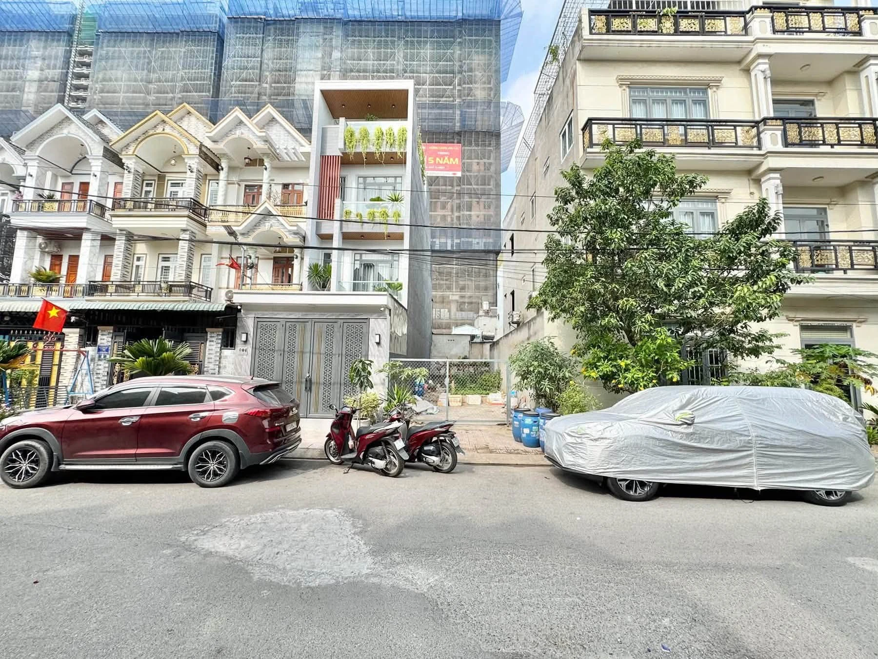 Bán đất nền 90m² Phường Dĩ An, Bình Dương, giá 4,2 tỷ - Ảnh 1
