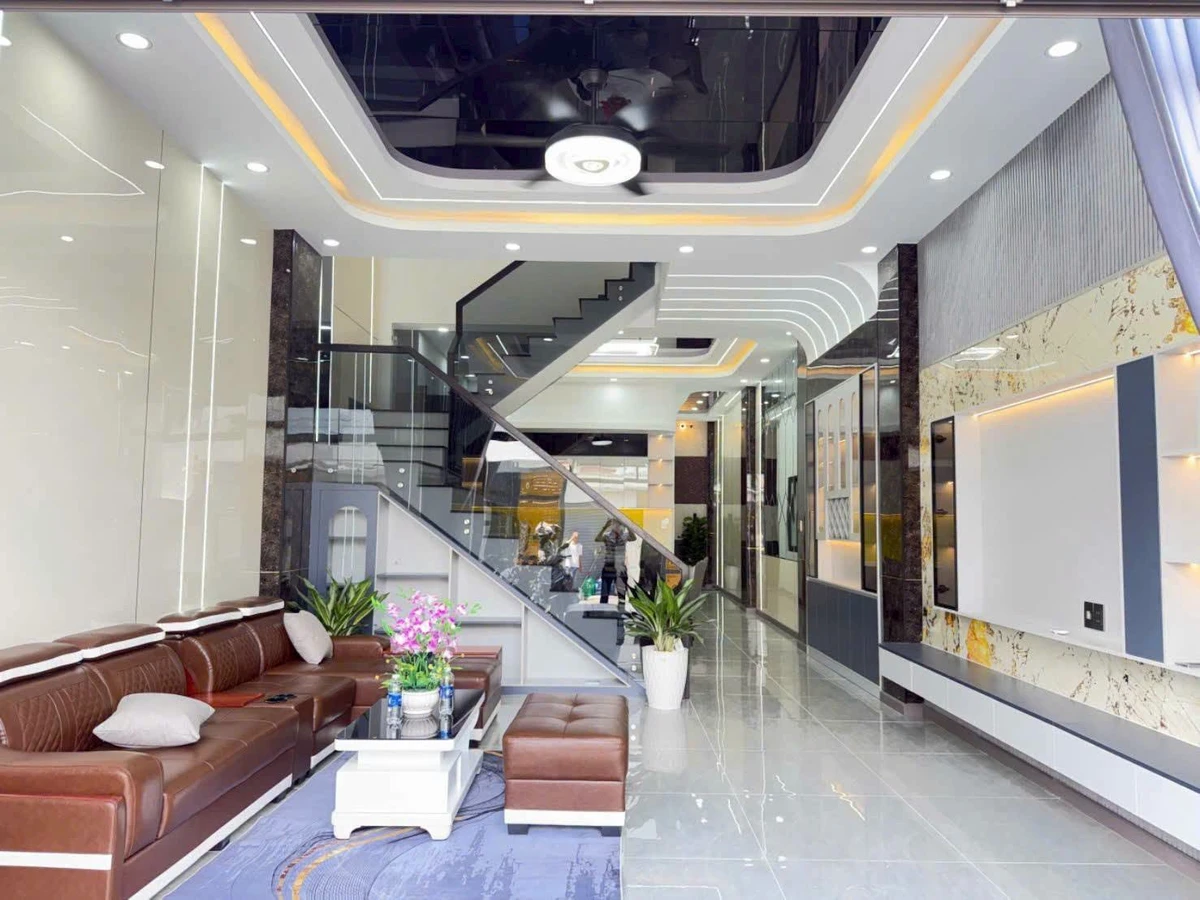 Bán nhà 4 phòng ngủ 110m² Nguyễn Bính, Quận 12 - Ảnh thu nhỏ 2