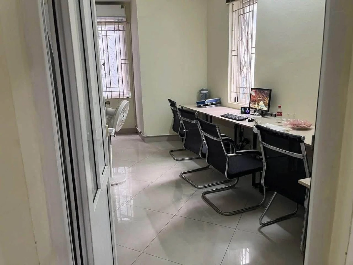 Cho thuê nguyên căn 4 tầng 40m² Trung Yên Trung Hoà 15 triệu/tháng - Ảnh thu nhỏ 3