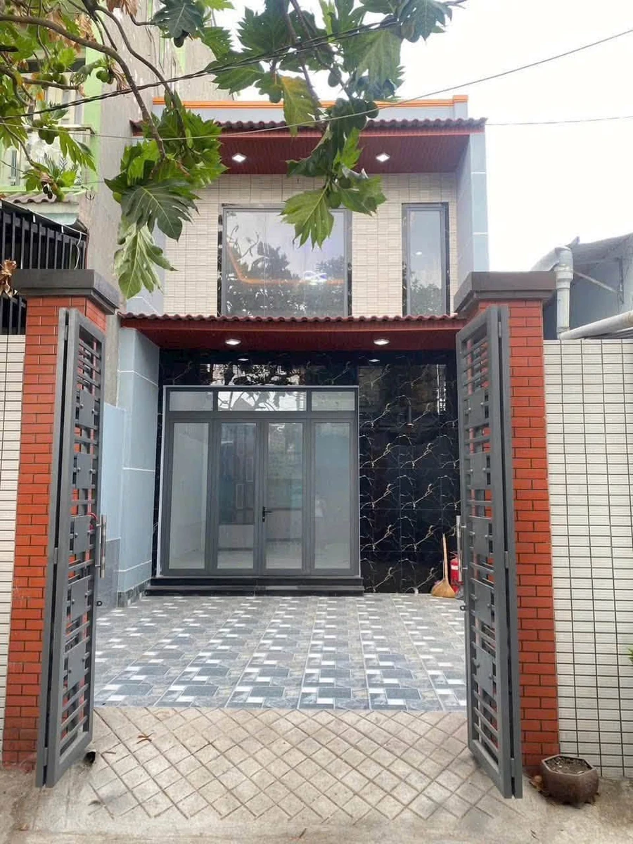 Bán nhà 1 trệt 1 lửng 5x17m, 3PN, hẻm ô tô, Phường Lái Thiêu, giá 4,39 tỷ - Ảnh 1