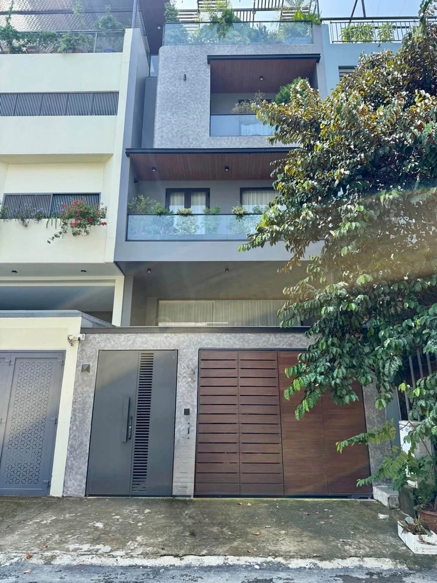 Bán nhà 120m2 nội thất cao cấp đường Đặng Thuỳ Trâm 24.5 tỷ - Ảnh 1