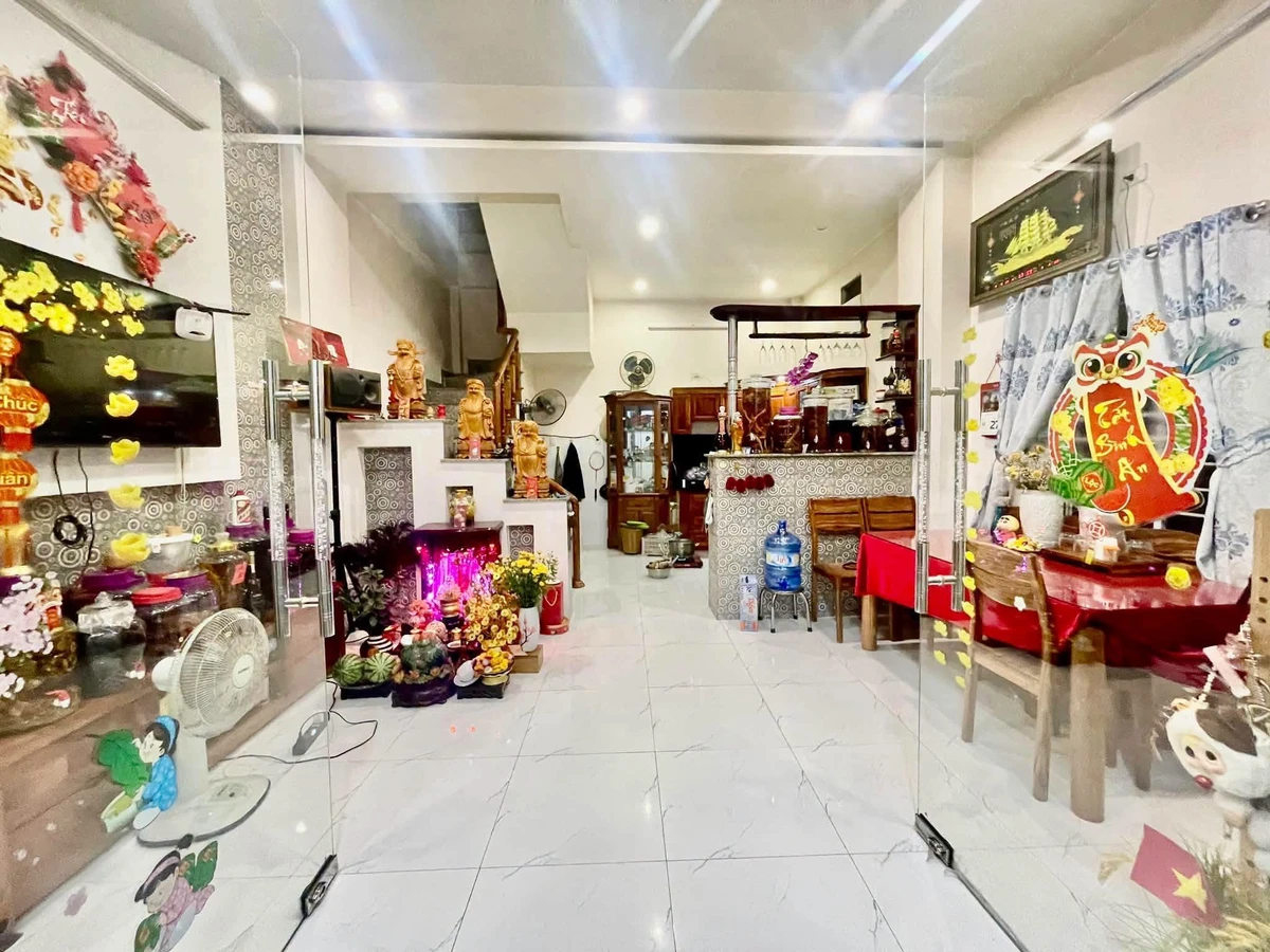 Bán nhà 3 tầng 120,9m² Lê Văn Hưu, Quy Nhơn 2,7 tỷ - Ảnh 1