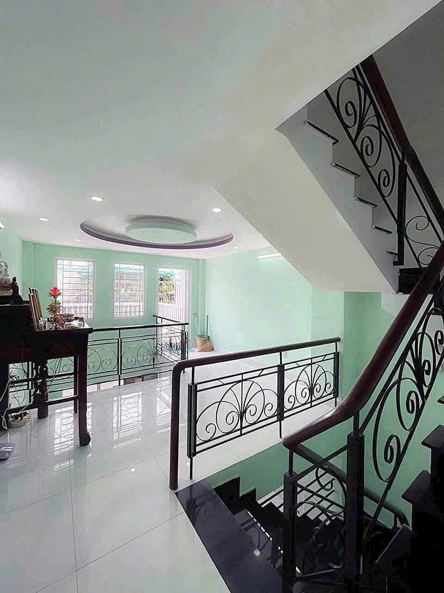 Bán nhà 3 tầng 4PN mặt tiền hẻm Huỳnh Tấn Phát Q7, 104m2 - Ảnh thu nhỏ 4