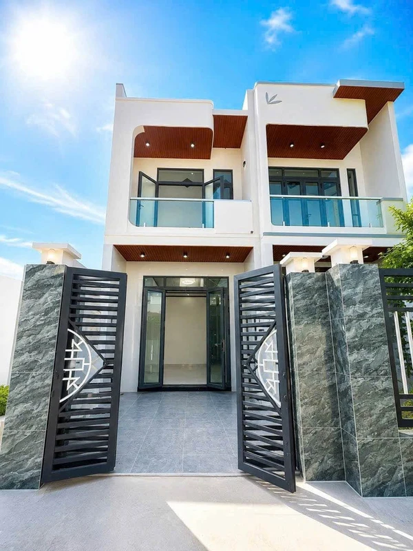 Bán nhà lầu sổ riêng 81m² Bến Cá 1,6 tỷ