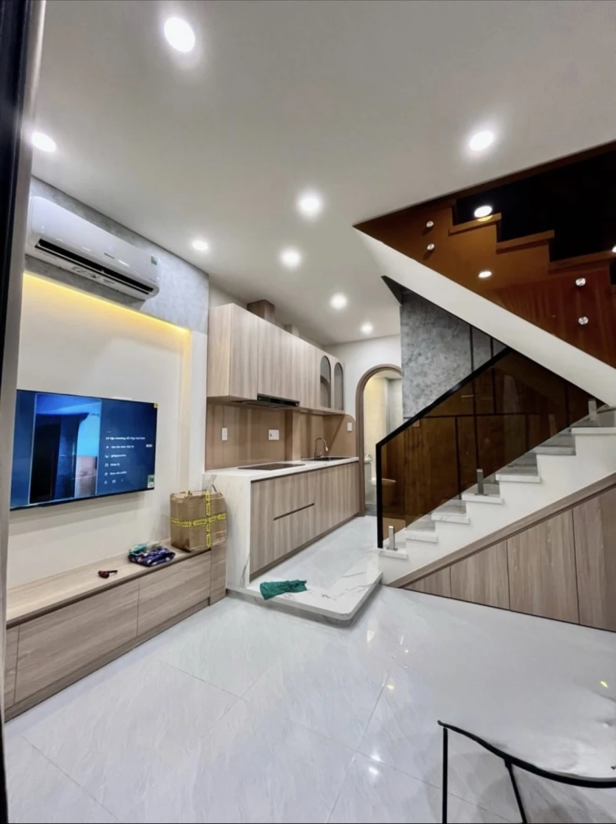 Bán nhà hẻm Trần Nhật Duật Q1, 3PN 30m² gần 5 tỷ - Ảnh thu nhỏ 2