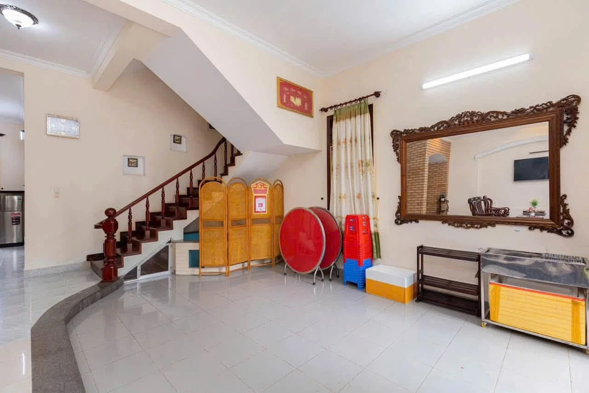 Cho thuê biệt thự sân vườn hồ bơi 300m² Vũng Tàu 17tr/tháng - Ảnh thu nhỏ 3