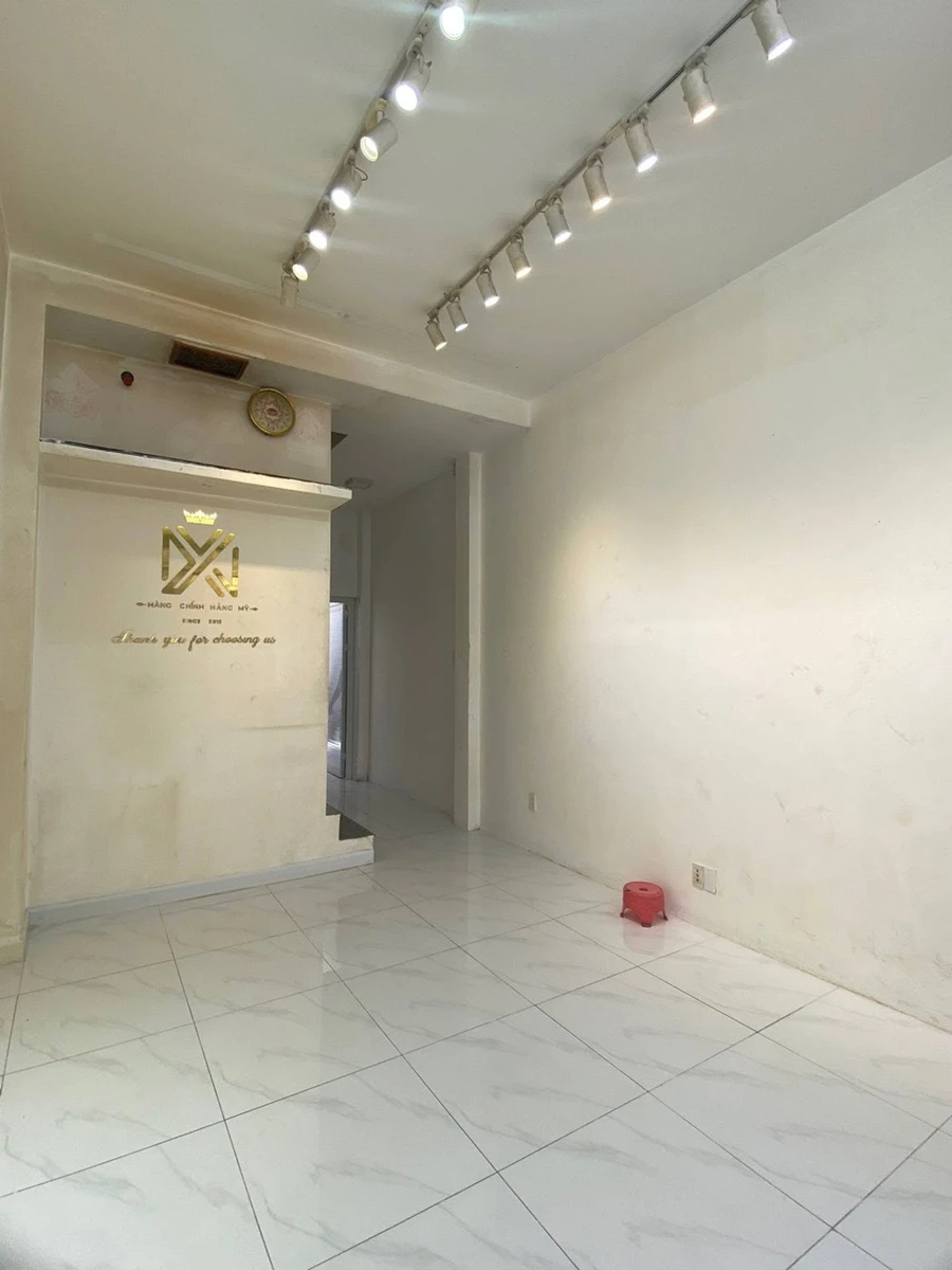 Bán nhà hẻm đường Tuệ Tĩnh, Quận 11, 37m², 4 tầng, 5PN, giá 9 tỷ - Ảnh thu nhỏ 2