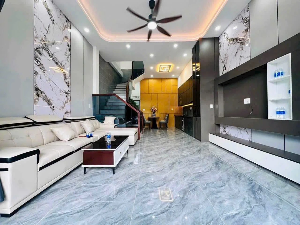 Bán nhà 1 trệt 1 lầu 3PN 2WC, 60m2 tại Phú Hòa, Thủ Dầu Một, Bình Dương, giá 3,8 tỷ - Ảnh thu nhỏ 3