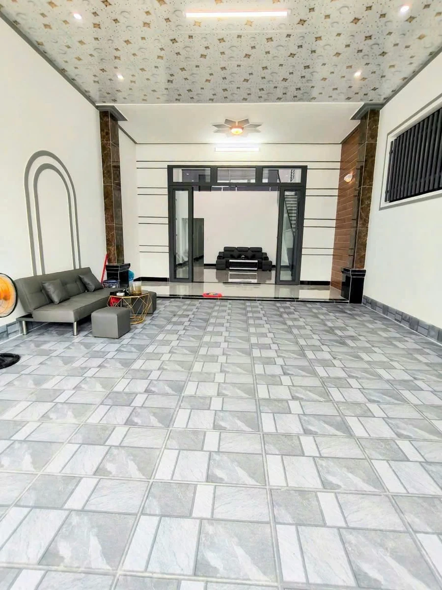 Bán nhà gác lửng mặt tiền Nguyễn Văn Linh, Tây Ninh 165m2, 3PN, 2.58 tỷ - Ảnh thu nhỏ 2