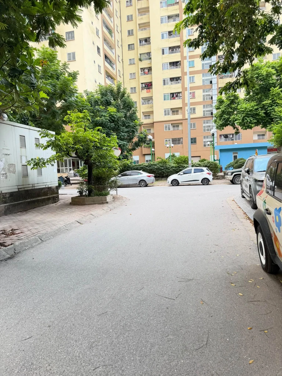 Cho thuê căn hộ 90m2, 3 phòng ngủ tại Đền Lừ 8 triệu/tháng - Ảnh 1