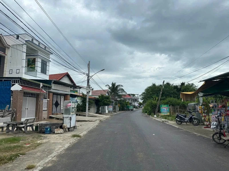 Bán đất biển Dốc Lết 140m² gần biển 550m, Lê Quý Đôn