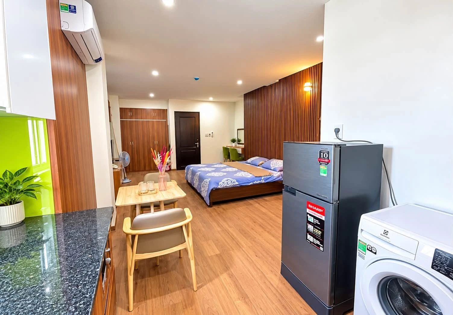 Bán nhà mặt tiền Nguyễn Công Trứ, 94m2, 5 tầng, 16 tỷ - Ảnh 1