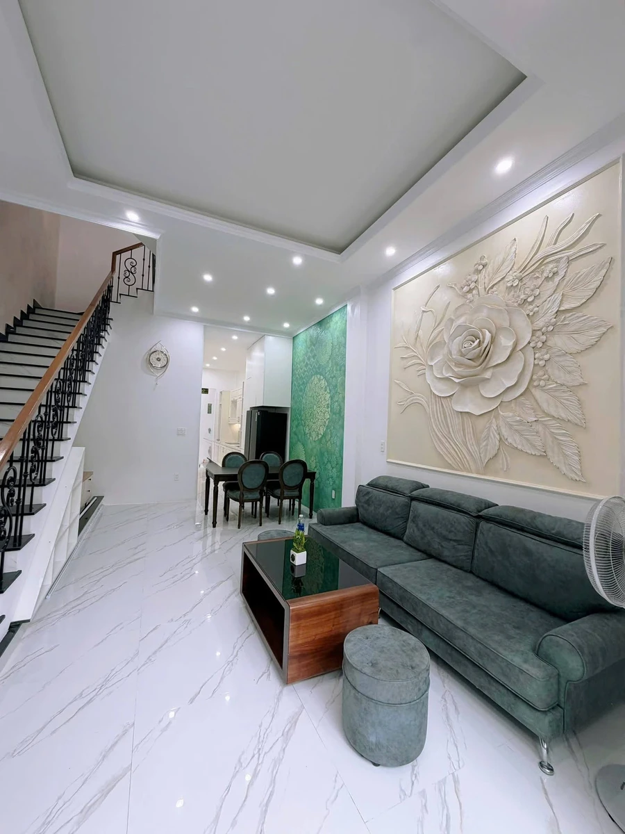 Bán nhà 3 tầng full nội thất 100m² Quảng Tế, Huế - Ảnh thu nhỏ 4
