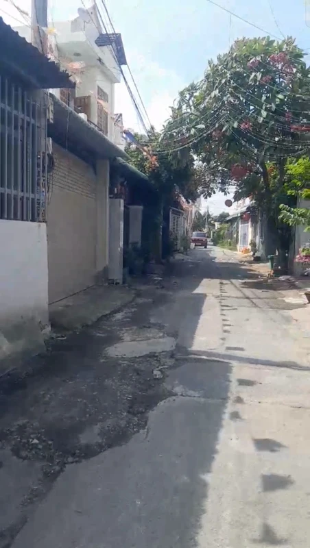 Bán nhà 2PN Thủ Dầu Một 110m2, gần chợ Phú Hòa, 2 tỷ 950