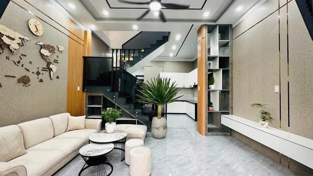 Bán nhà mê tân cổ điển 90m² 3 phòng ngủ Bình Tân - Ảnh thu nhỏ 3