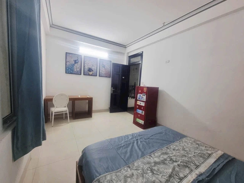 Cho thuê nhà 4 tầng 80m2 Trần Nhật Duật 35 triệu/tháng