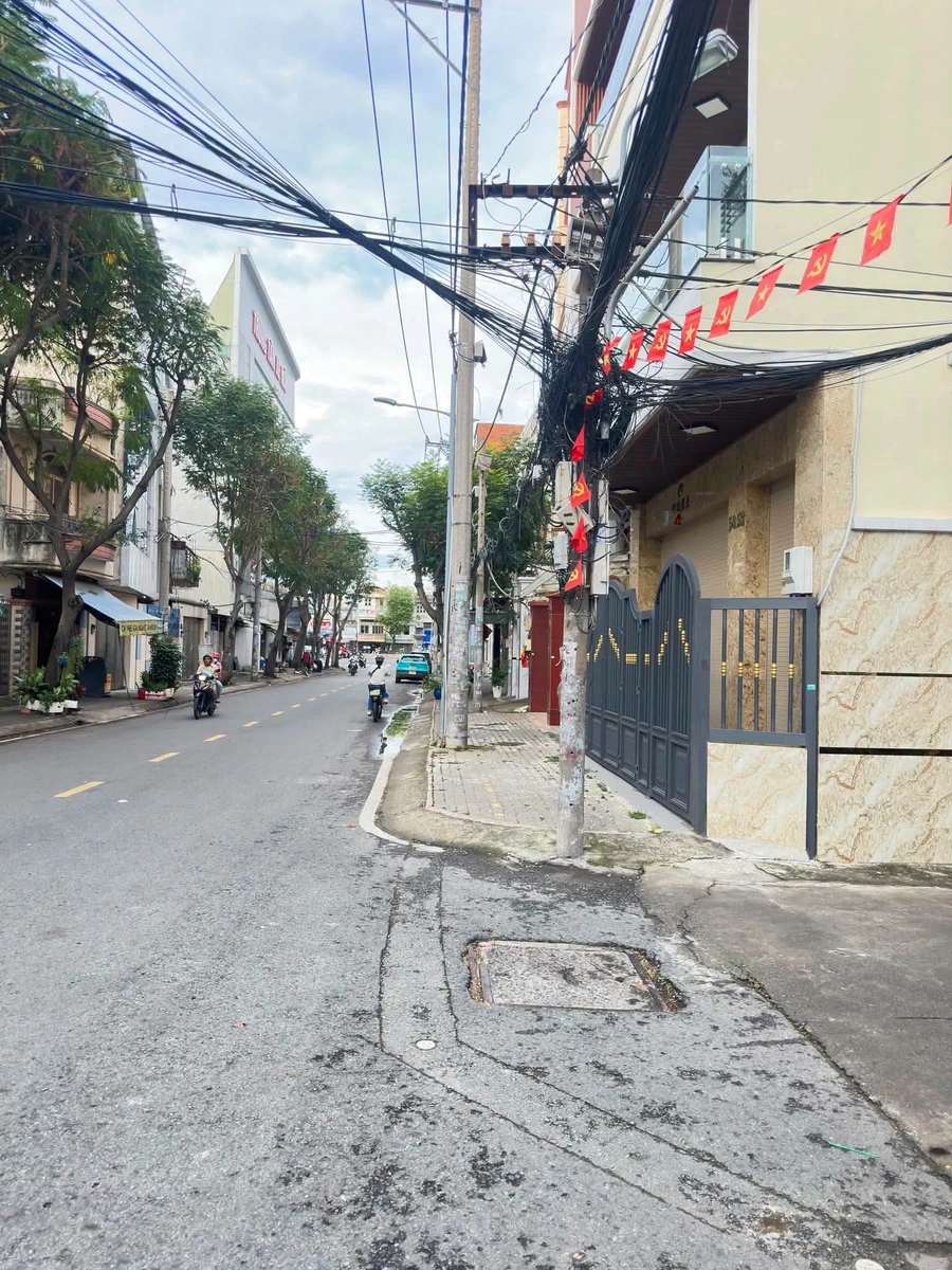 Bán nhà hẻm 3 phòng ngủ 32,9m² Quận 6, giá 2 tỷ 980 - Ảnh thu nhỏ 2