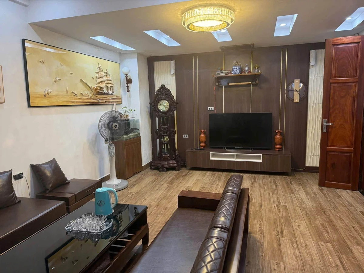 Cho thuê căn hộ 84m2, 2PN tại Trung Đức Quận 1 - Ảnh 1