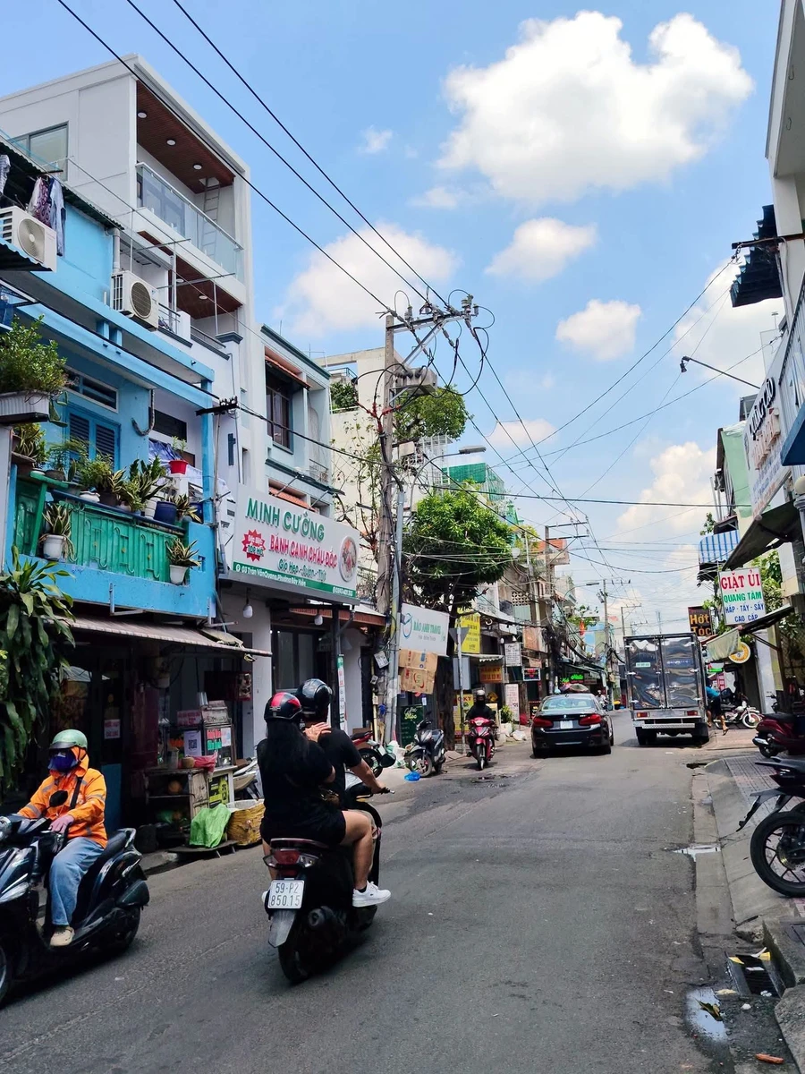 Bán nhà mới 3 tầng 54m2 đường Trần Văn Quang, Tân Bình giá 8,8 tỷ - Ảnh thu nhỏ 4