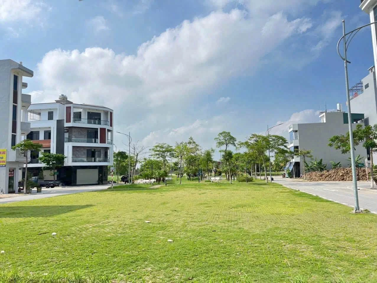 Bán đất lô góc 82m2 giữa đường Huyền Quang và Đinh Liệt, Tân Phú Hưng, Hải Dương - Ảnh 1