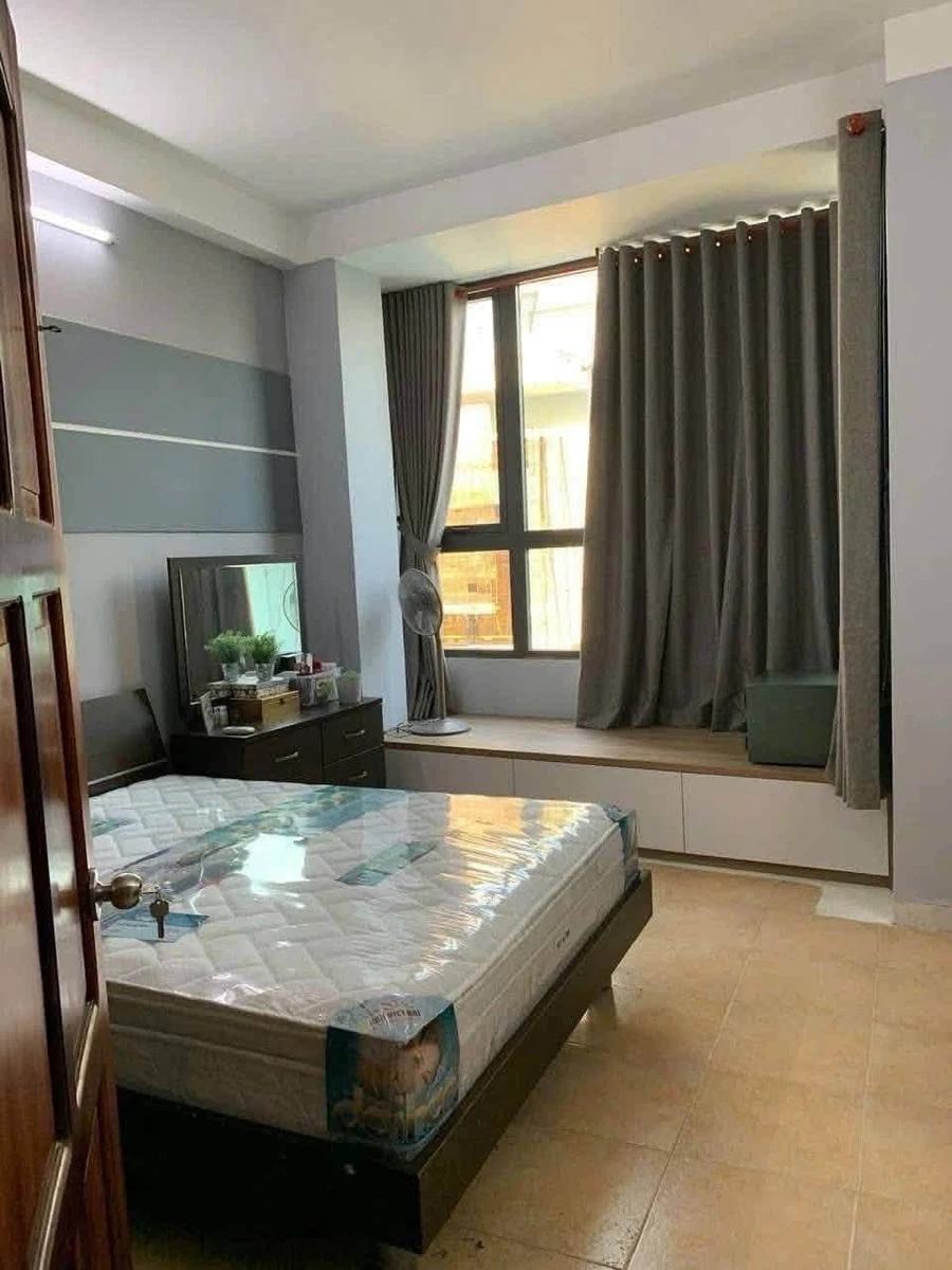 Bán nhà hẻm 4 tầng 56m2, 4PN, gần Vincom Quang Trung Gò Vấp, giá 5,6 tỷ - Ảnh thu nhỏ 4