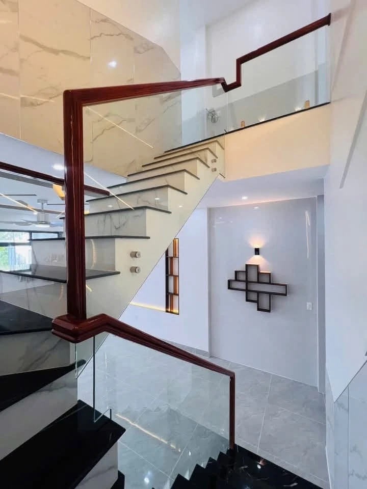 Nhà tân cổ điển 1 trệt 1 lầu 125m² Nguyễn Tiệm - Ảnh thu nhỏ 5
