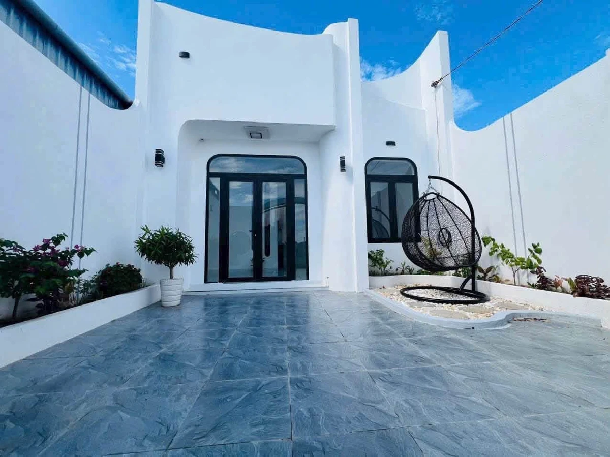 Bán nhà mới 2PN, 118m² sân ôtô, Phan Thiết - Ảnh thu nhỏ 2
