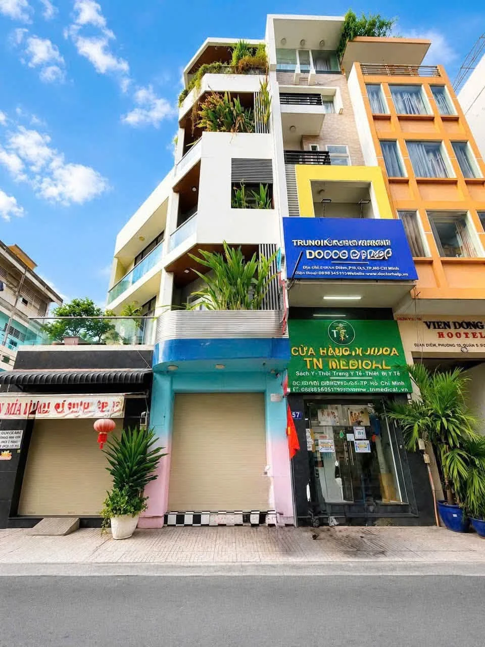 Bán nhà mặt tiền kinh doanh 6PN 5WC, Phường 10, Quận 5 - Ảnh 1