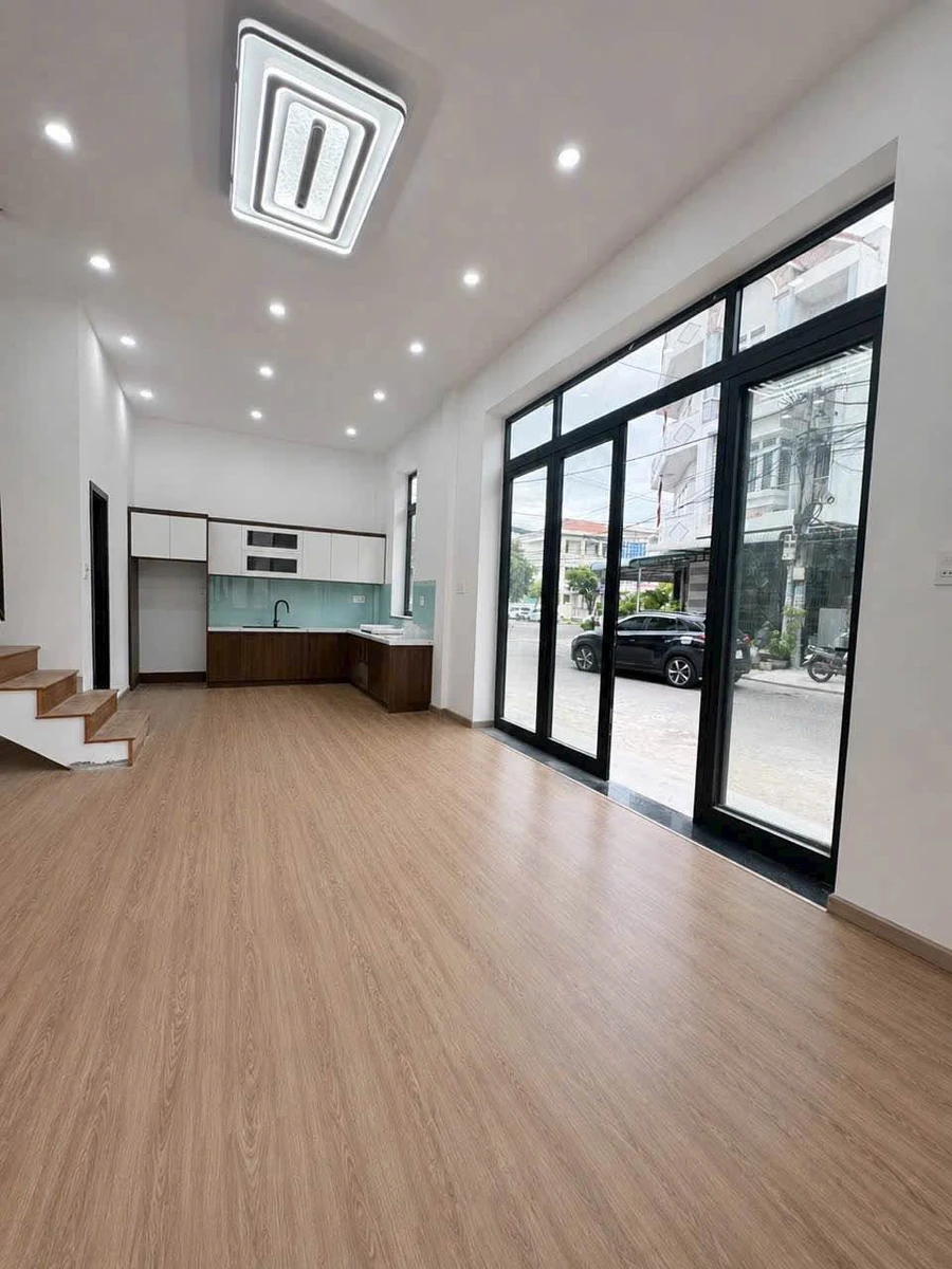 Bán nhà 4 tầng 41,5m² Hoàng Tích Trí, Quy Nhơn, 4,999 tỷ - Ảnh thu nhỏ 2
