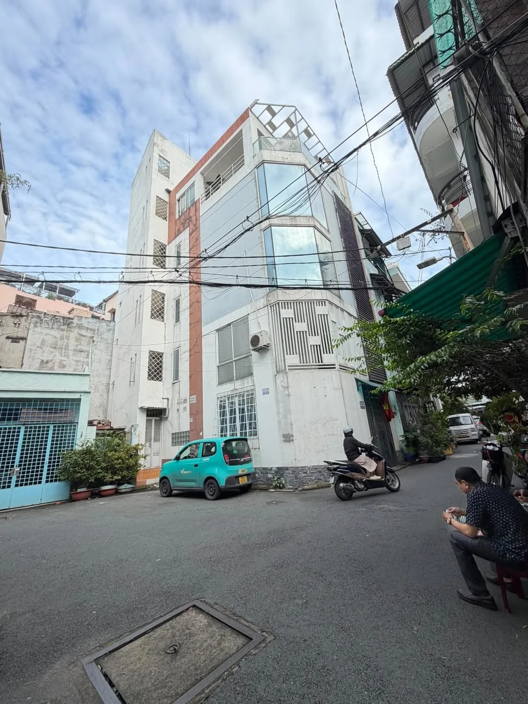 Bán nhà 5 tầng 50m2 Phan Đăng Lưu Quận 1 giá 6 tỷ - Ảnh 1