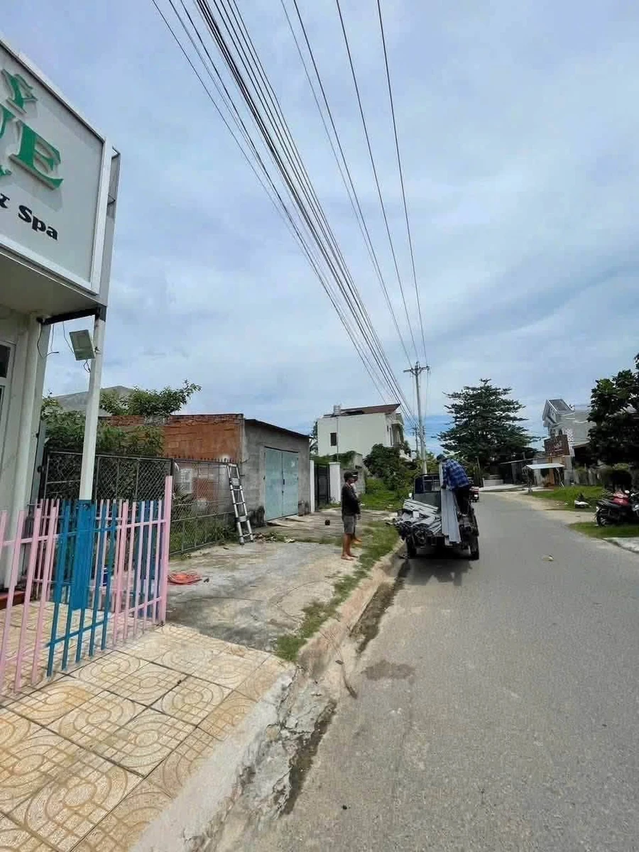 Bán nhà mặt tiền 85m² đường Lương Văn Năm Phan Thiết - Ảnh 1