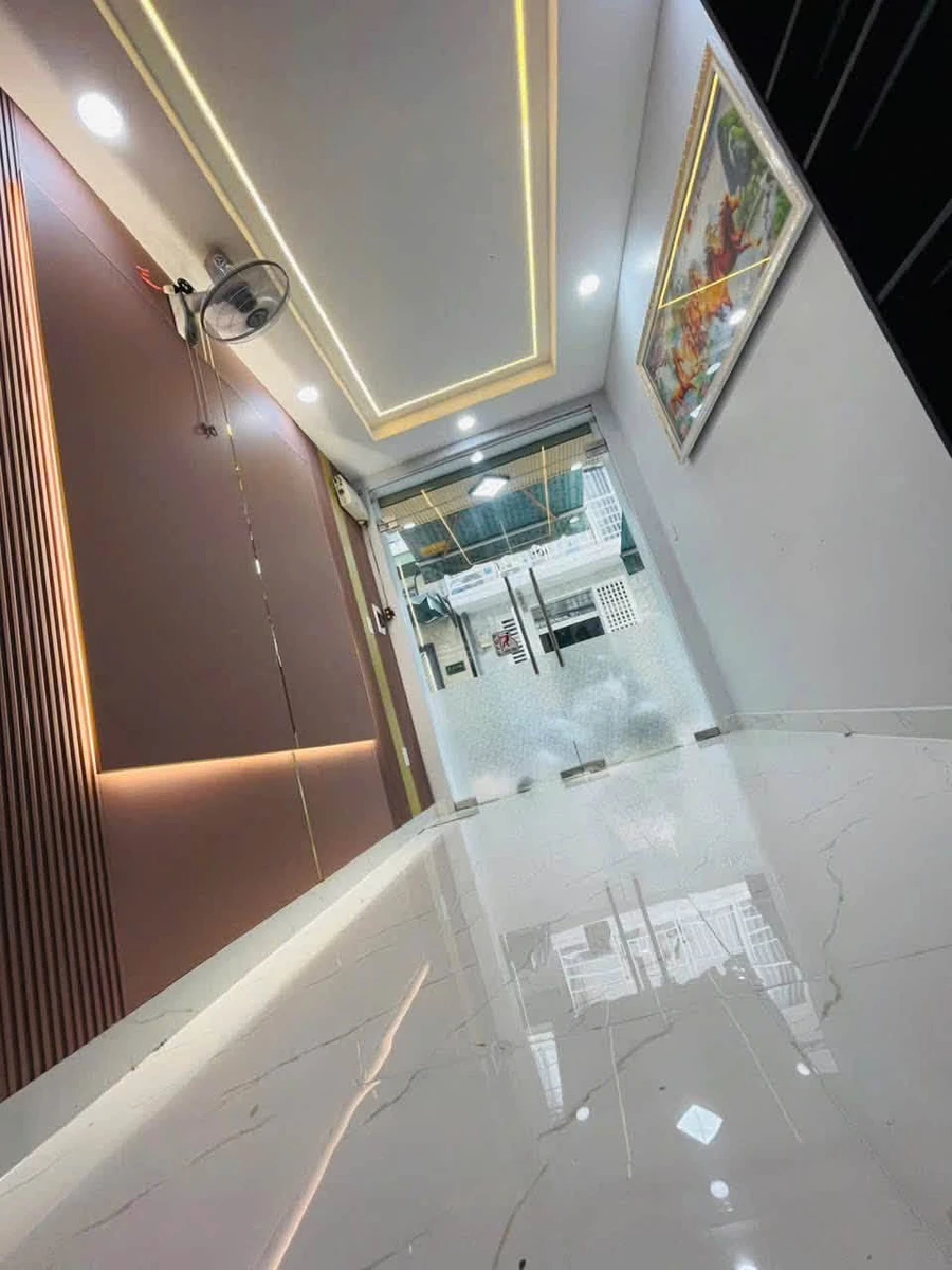 Bán nhà 5 tầng 17,1m² Quận 4 – 5 tỷ 699 triệu - Ảnh thu nhỏ 4