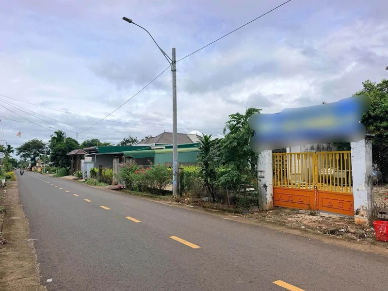 Bán lô đất 205m² đường Lê Lợi Đắk Lắk 2,35 tỷ