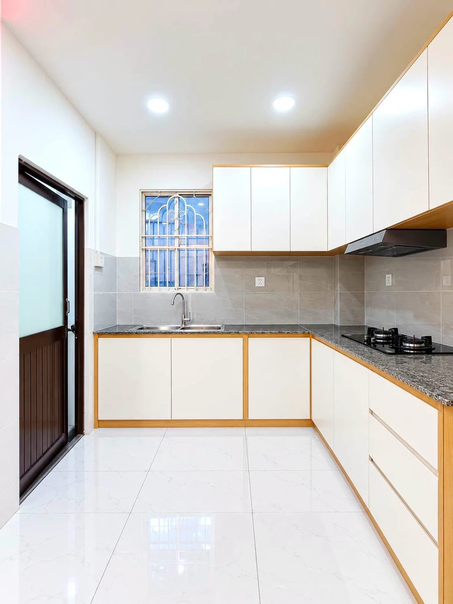 Bán nhà 2 tầng hẻm Kinh Dương Vương 24m2, 2,8 tỷ, gần bến xe Miền Tây, Bình Tân - Ảnh thu nhỏ 3