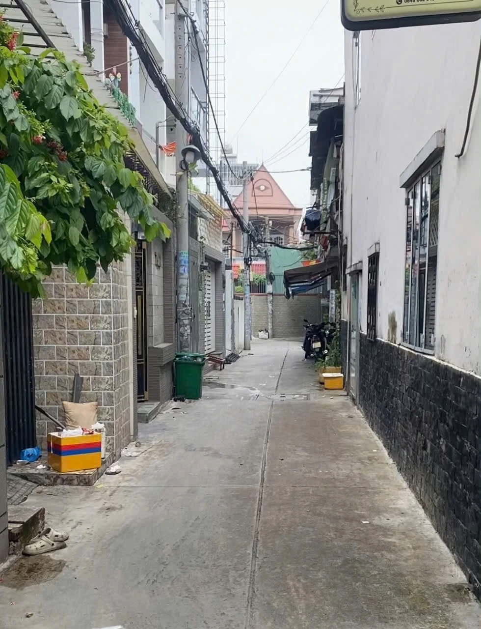 Bán nhà hẻm 54m2 Tân Phú 2,6 tỷ - Ảnh 1
