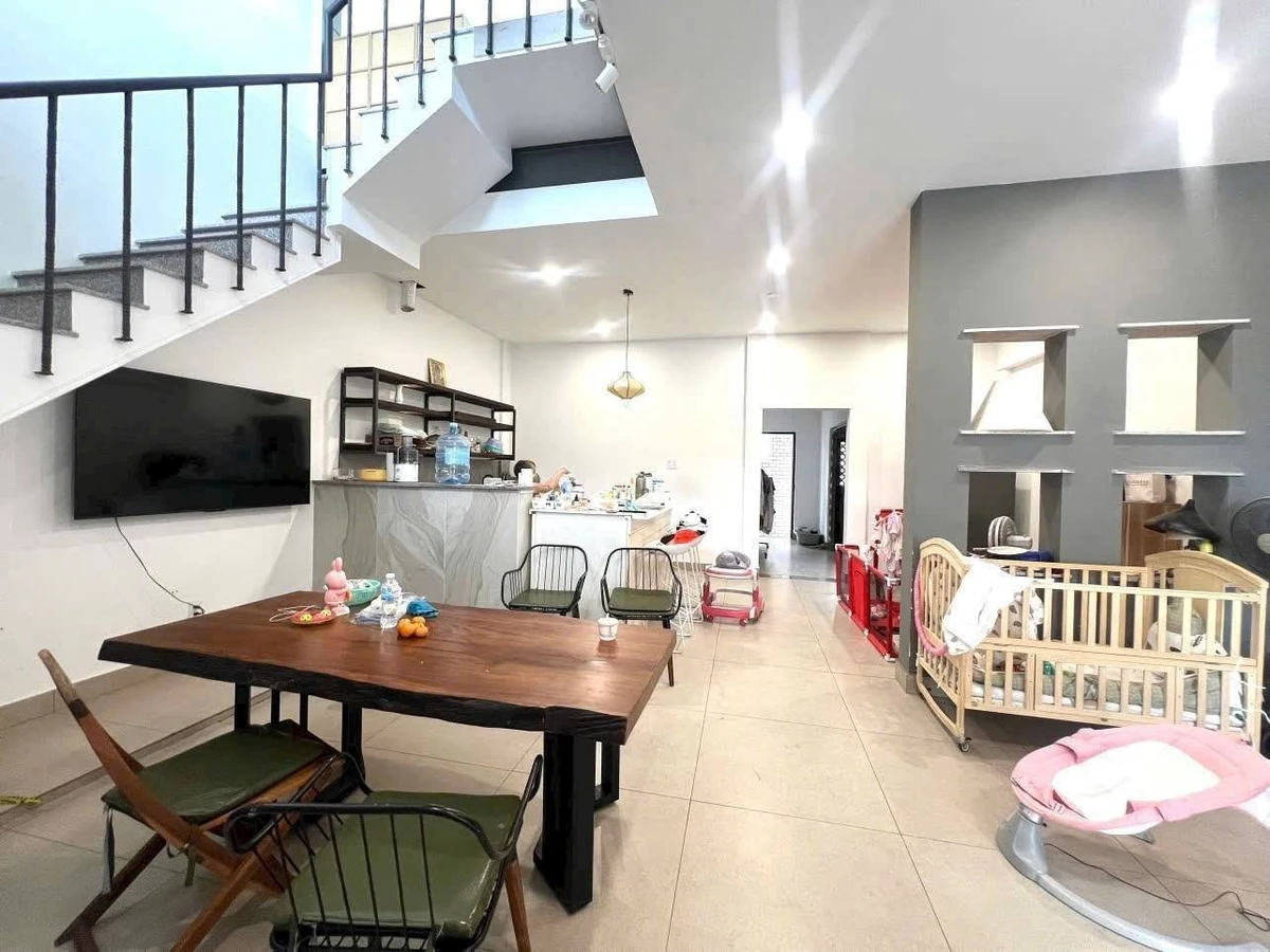 Bán nhà 2 tầng 163m2 nhánh Cách Mạng Tháng 8, Long Toàn, TP Bà Rịa - 4,5 tỷ - Ảnh thu nhỏ 3