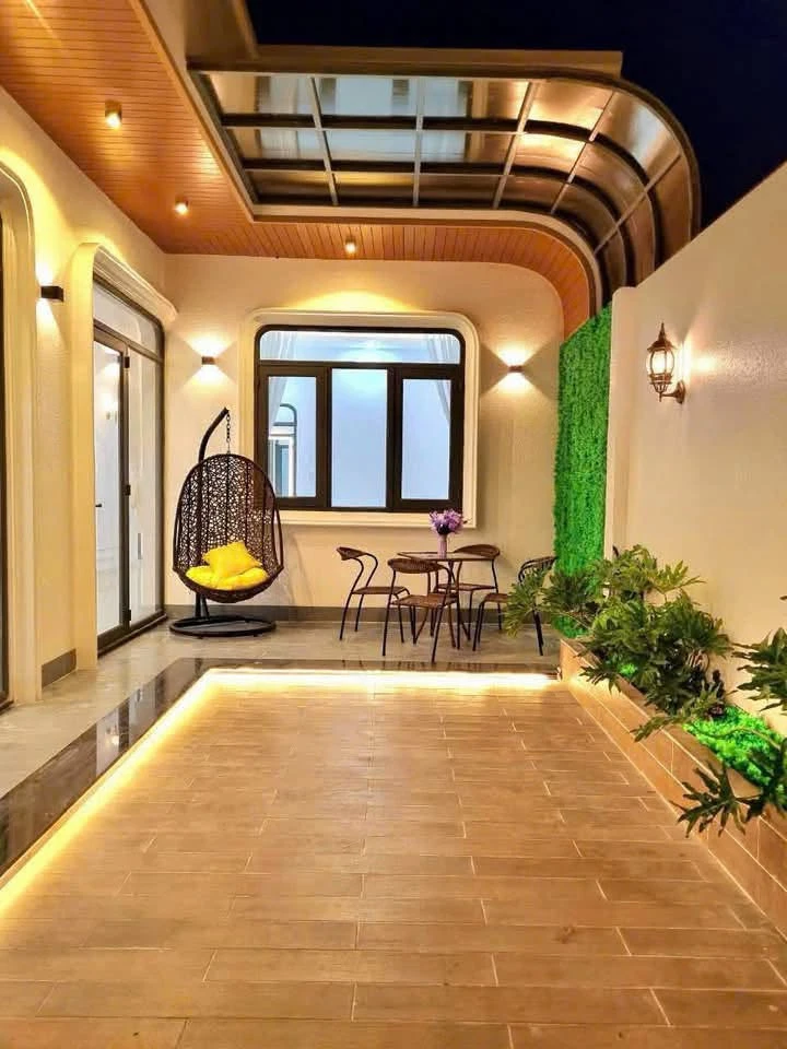 Bán nhà mặt tiền đường Vương Hồng Sễn, 195m2, 3PN, giá 3,49 tỷ, Rạch Giá, An Giang - Ảnh 1