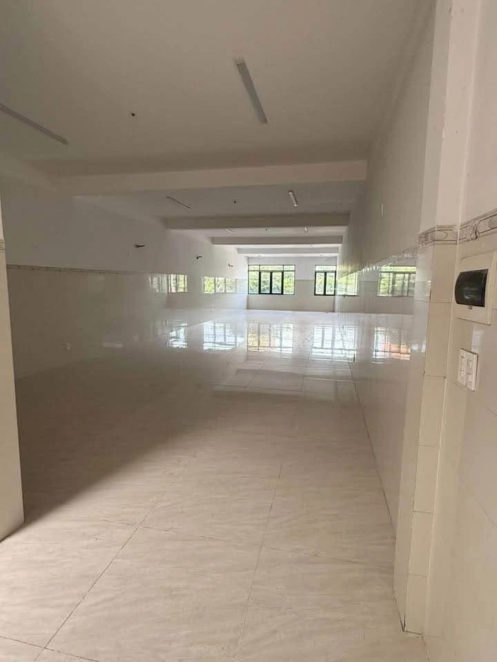 Cho thuê nhà 250m² mặt tiền Nguyễn Lương Bằng, Hoà Khánh - Ảnh thu nhỏ 4